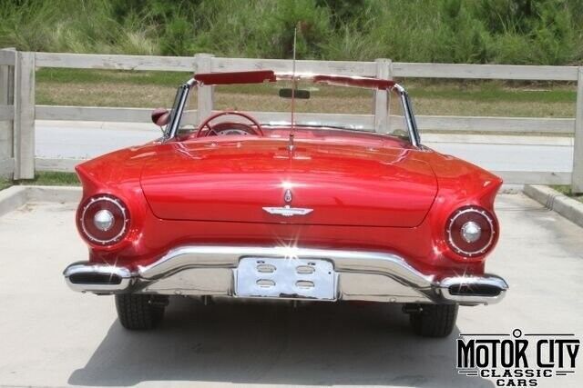 Ford-Thunderbird-1957-Red-30149-6