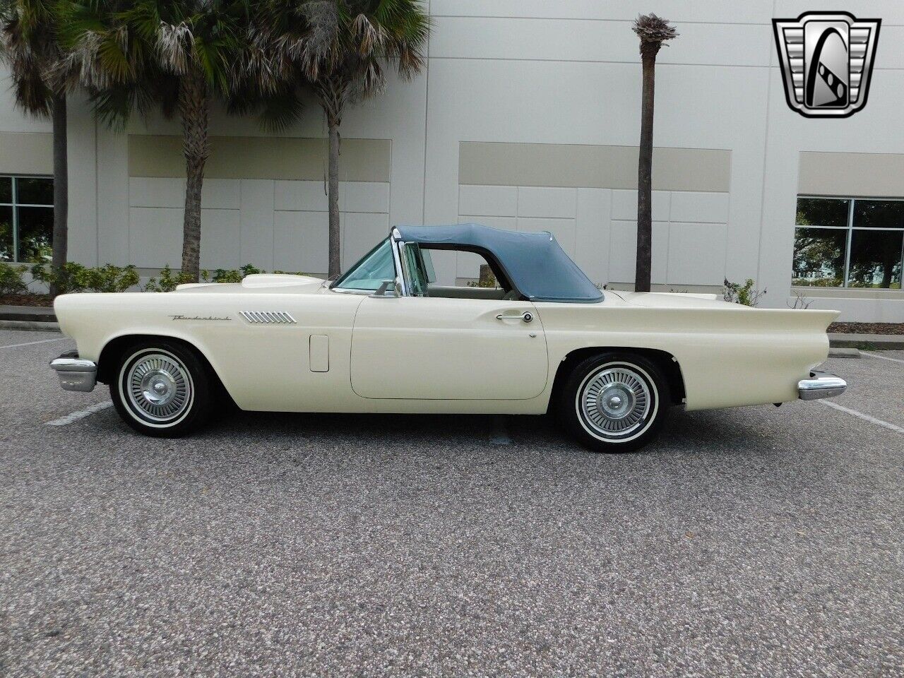 Ford-Thunderbird-1957-White-White-36189-5