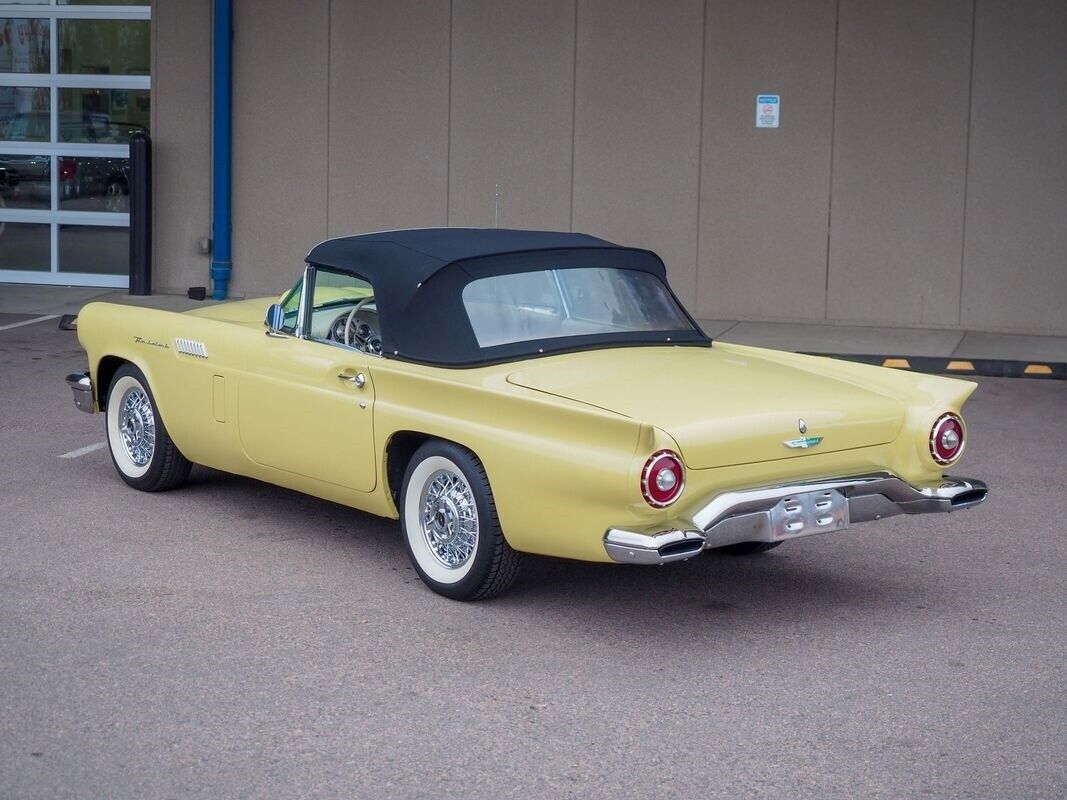 Ford-Thunderbird-1957-Yellow-Black-18073-6