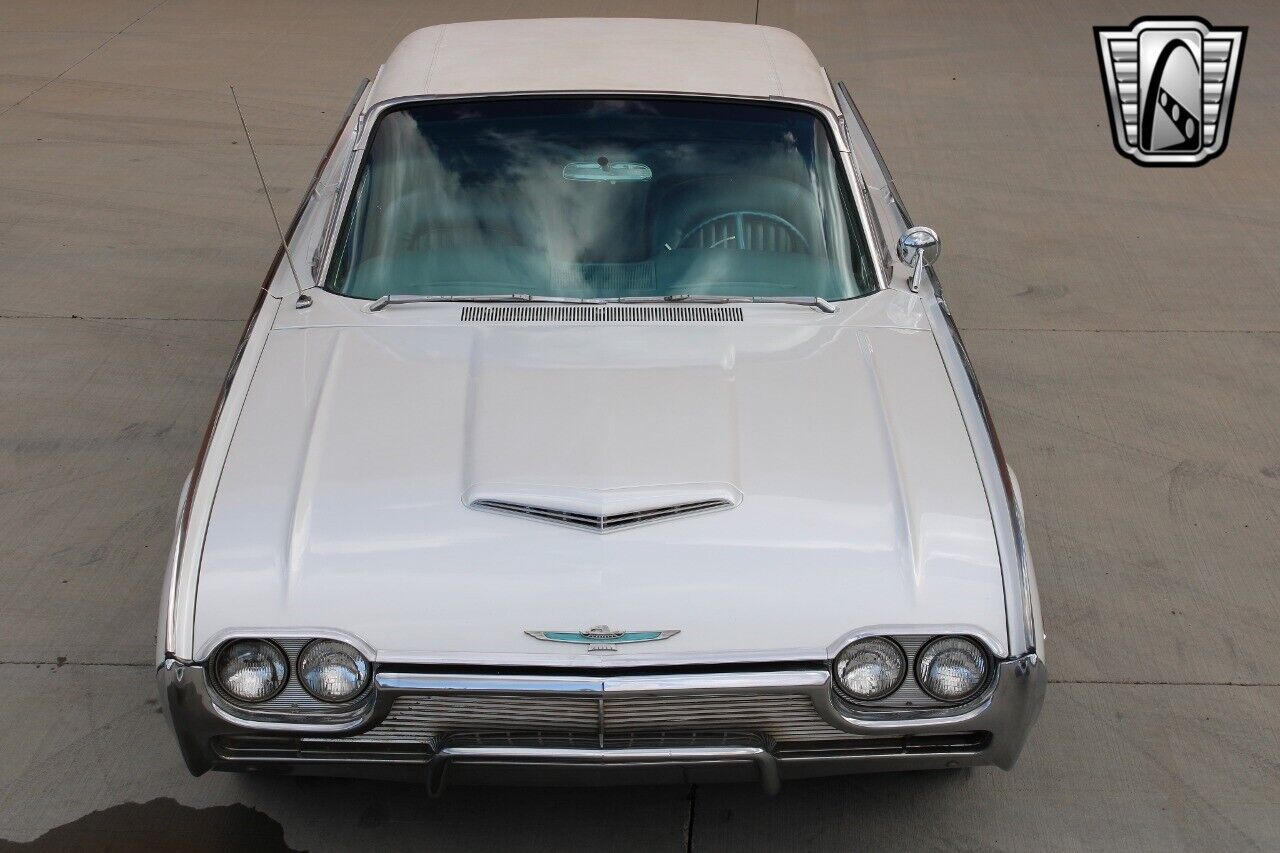 Ford-Thunderbird-1961-White-Blue-315-10