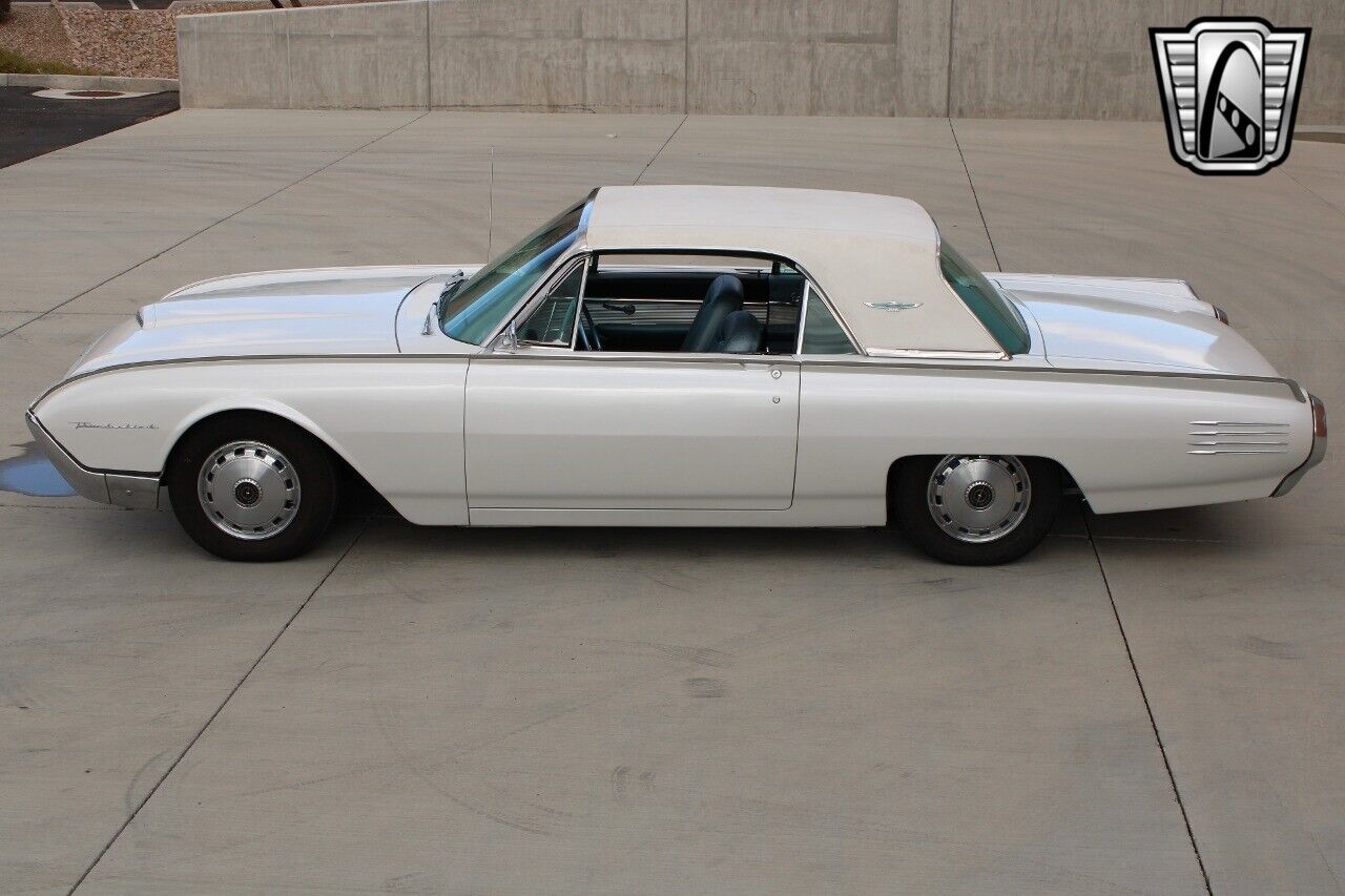 Ford-Thunderbird-1961-White-Blue-315-11