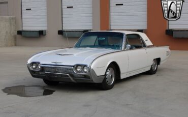 Ford-Thunderbird-1961-White-Blue-315-3