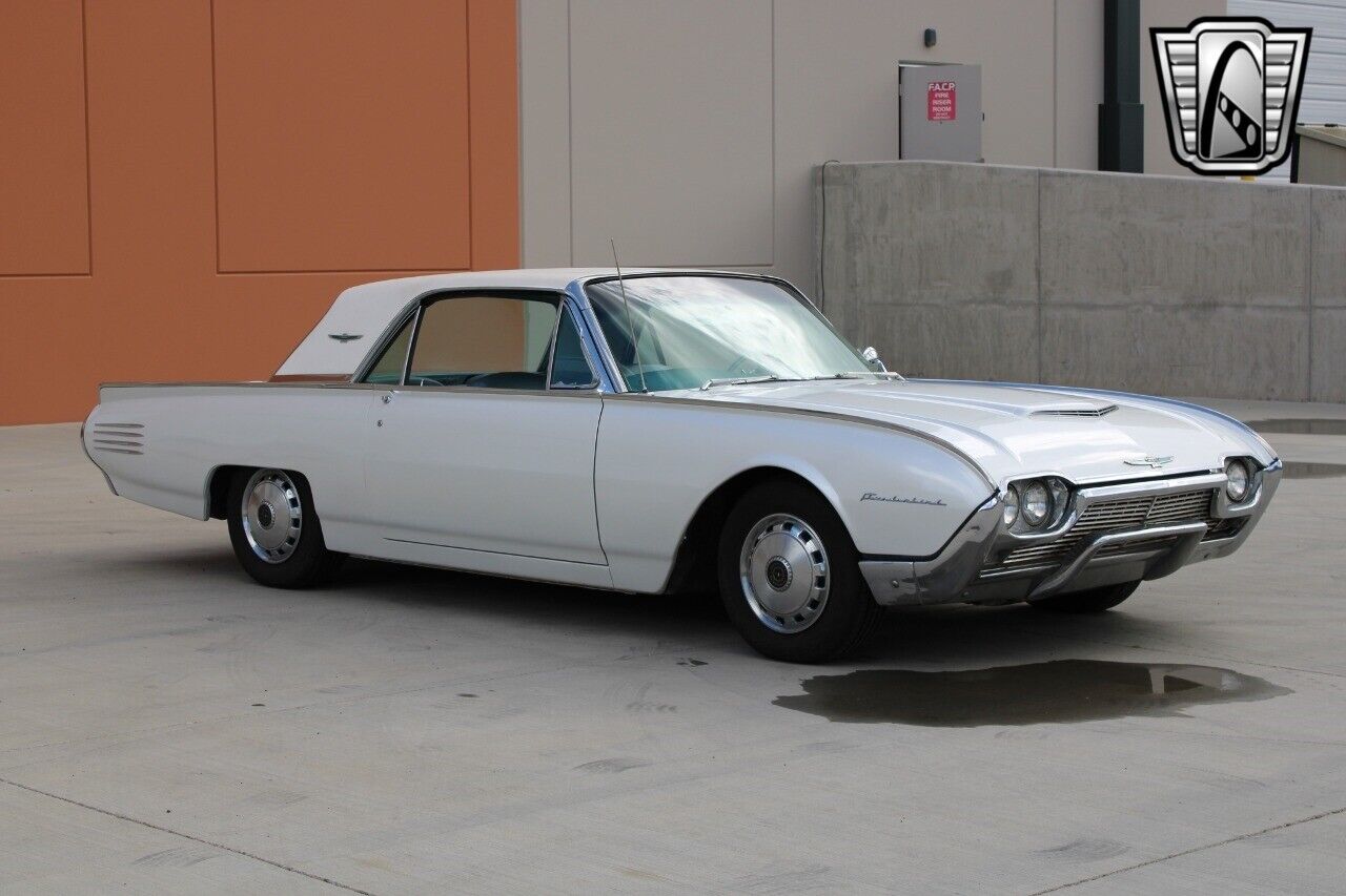 Ford-Thunderbird-1961-White-Blue-315-6