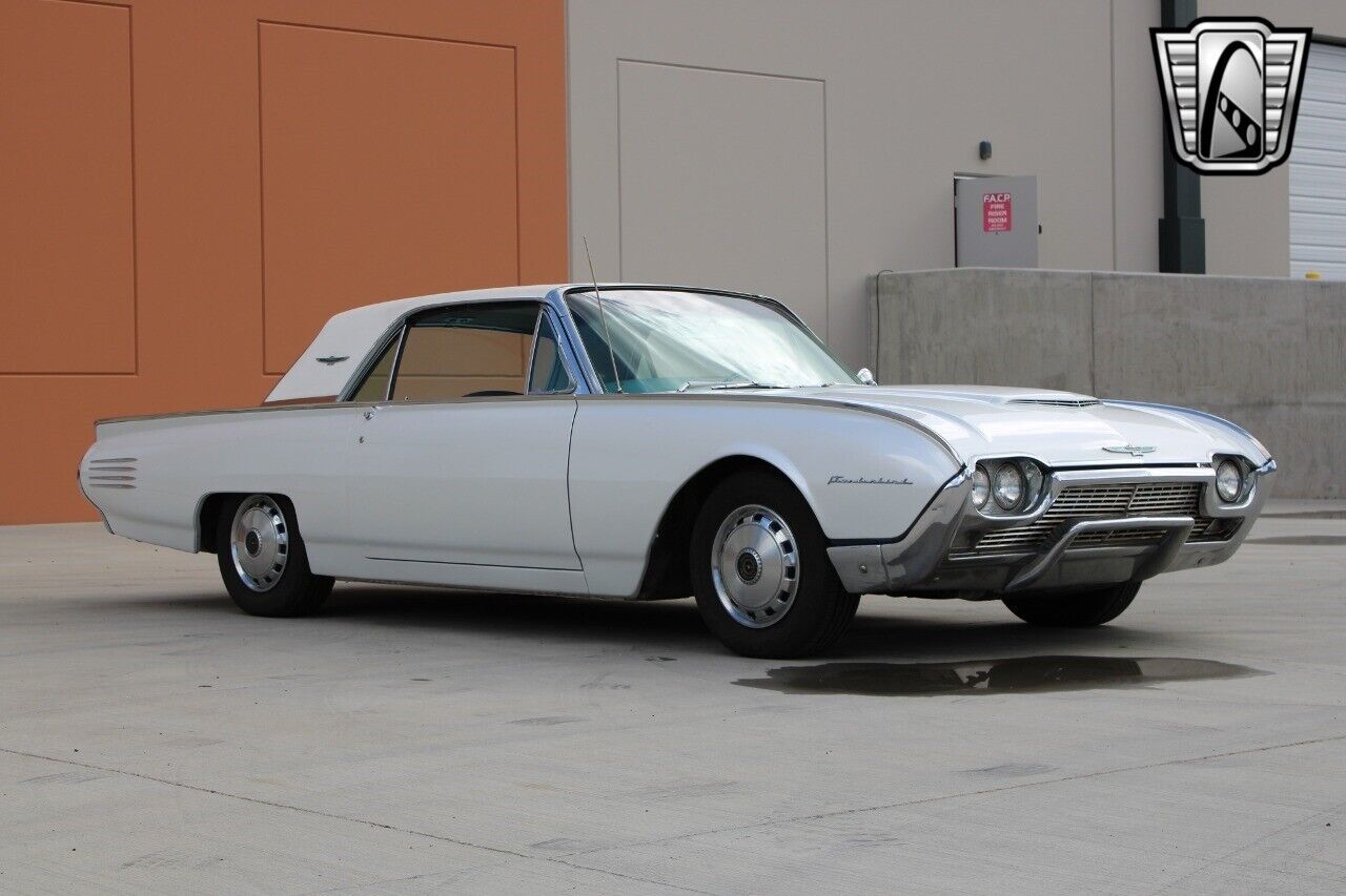 Ford-Thunderbird-1961-White-Blue-315-7