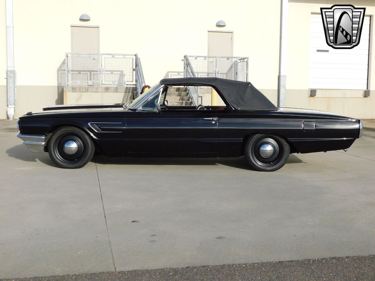 Ford-Thunderbird-1965-Black-Black-27251-5