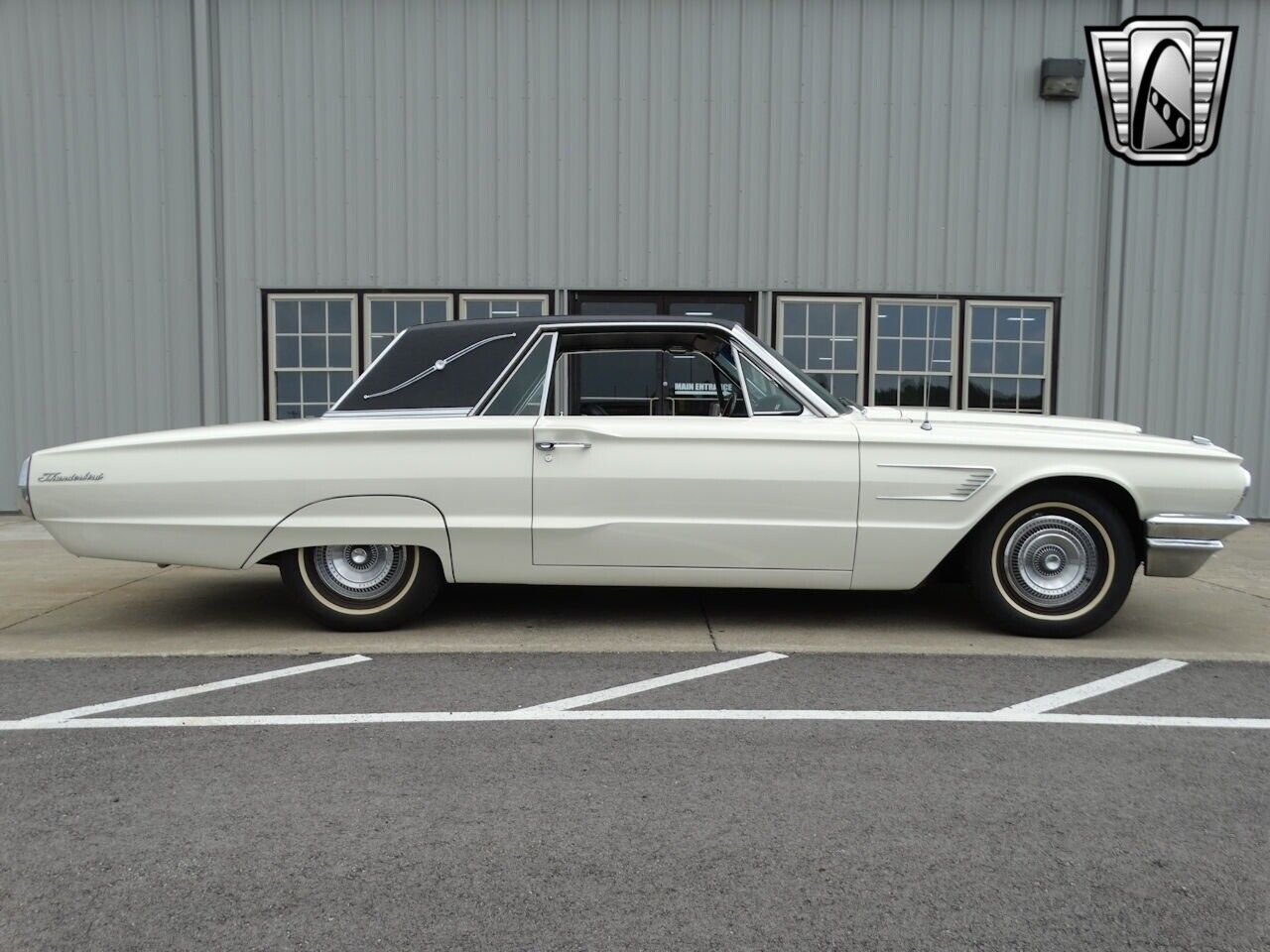 Ford-Thunderbird-1965-White-Black-30402-8