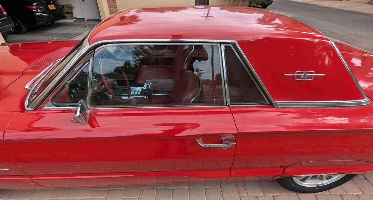 Ford-Thunderbird-1965-red-22531-15