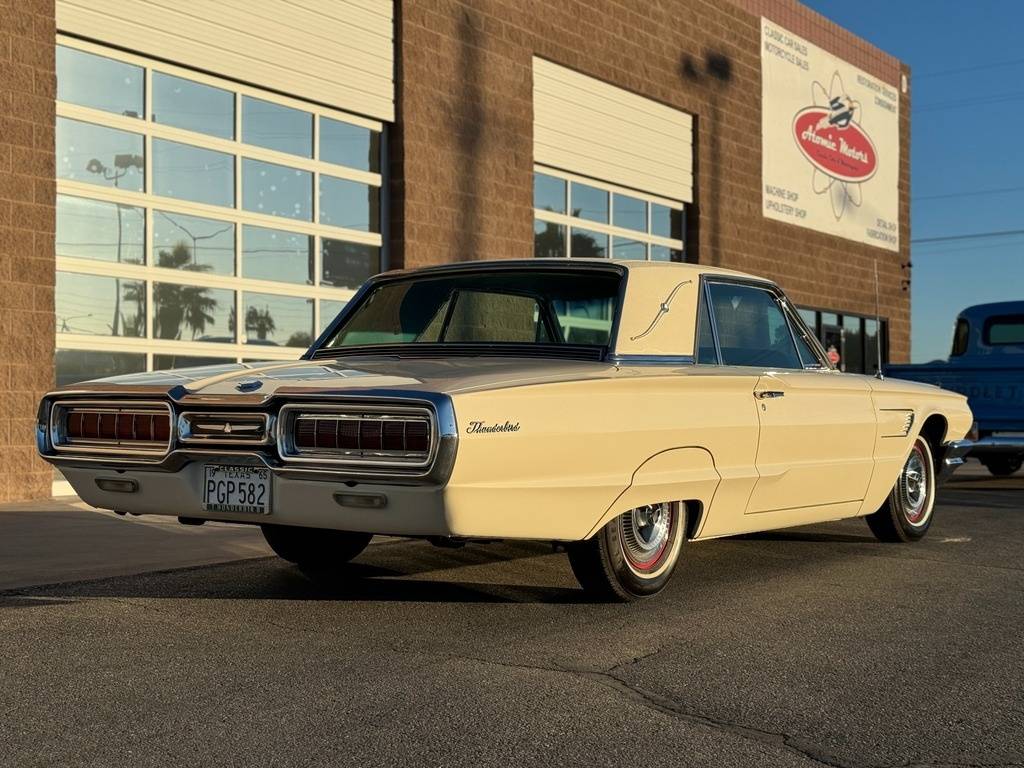 Ford-Thunderbird-1965-white-94237-2