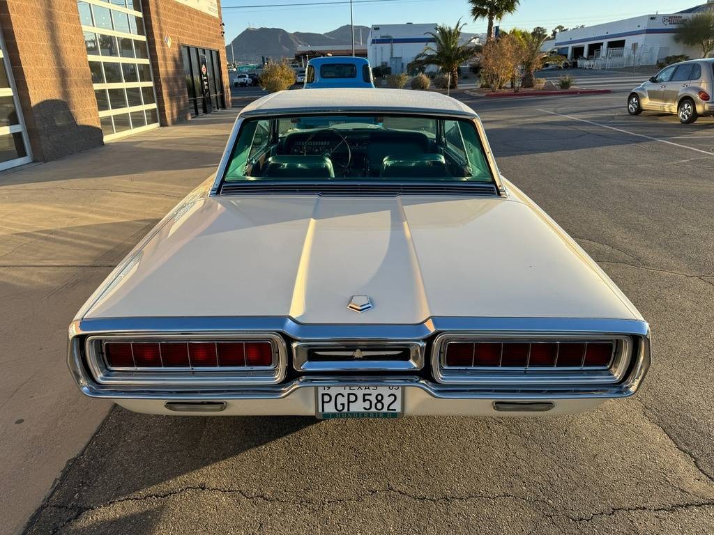 Ford-Thunderbird-1965-white-94237-7