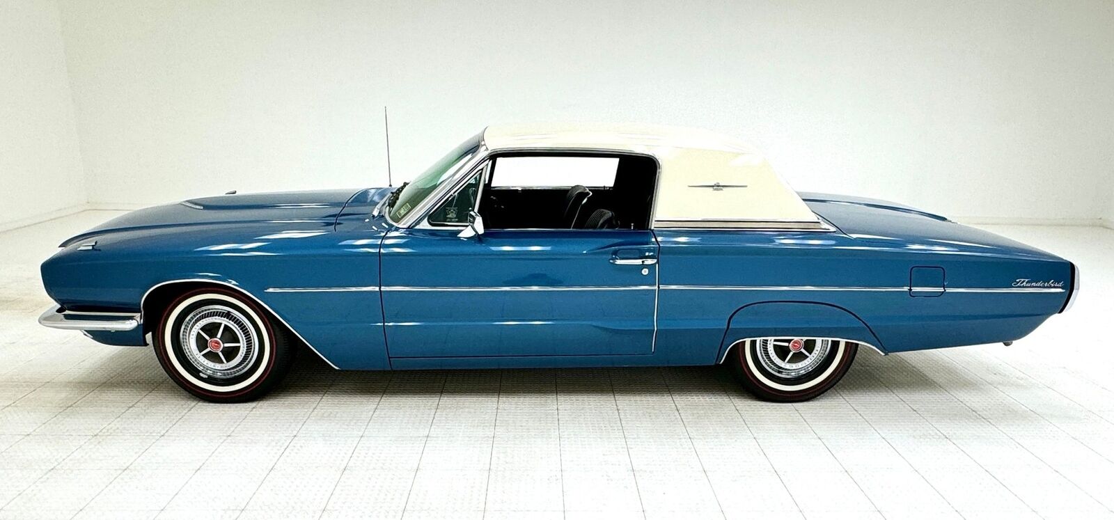 Ford-Thunderbird-1966-Blue-Blue-139434-1