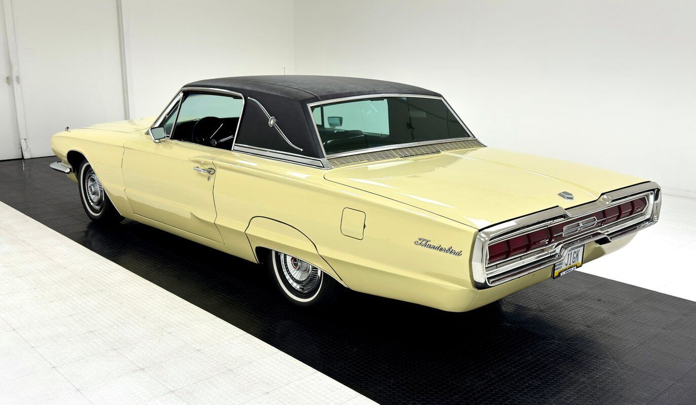 Ford-Thunderbird-1966-Yellow-Black-157650-2