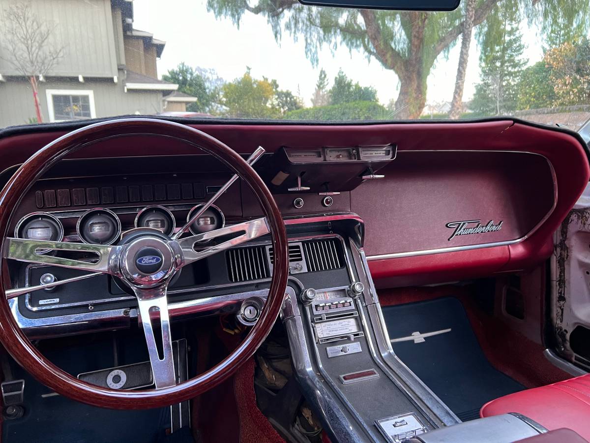 Ford-Thunderbird-1966-black-144841-13