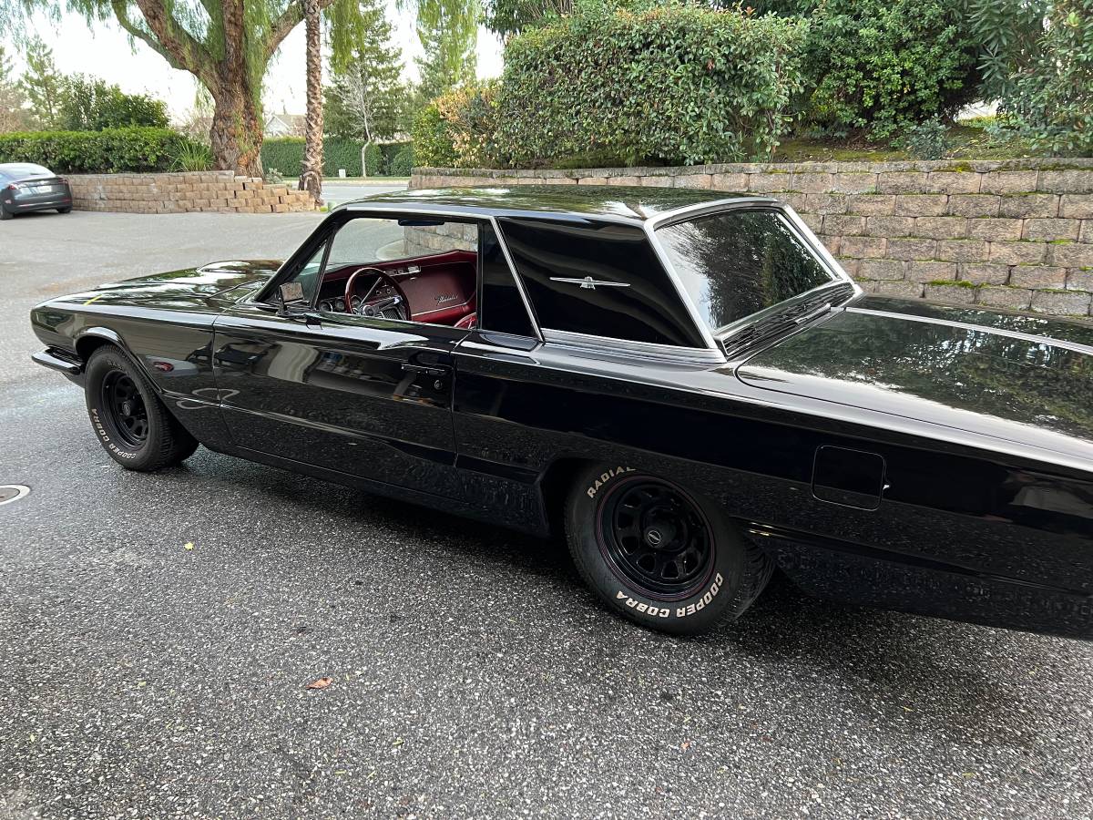 Ford-Thunderbird-1966-black-144841-6