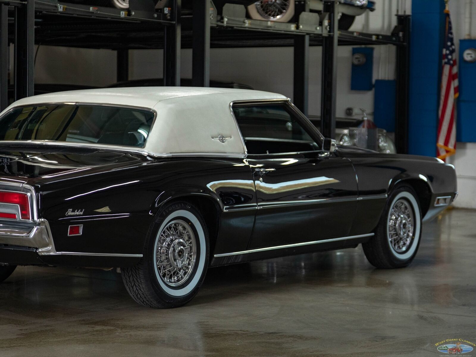 Ford-Thunderbird-1971-Black-Black-100658-26