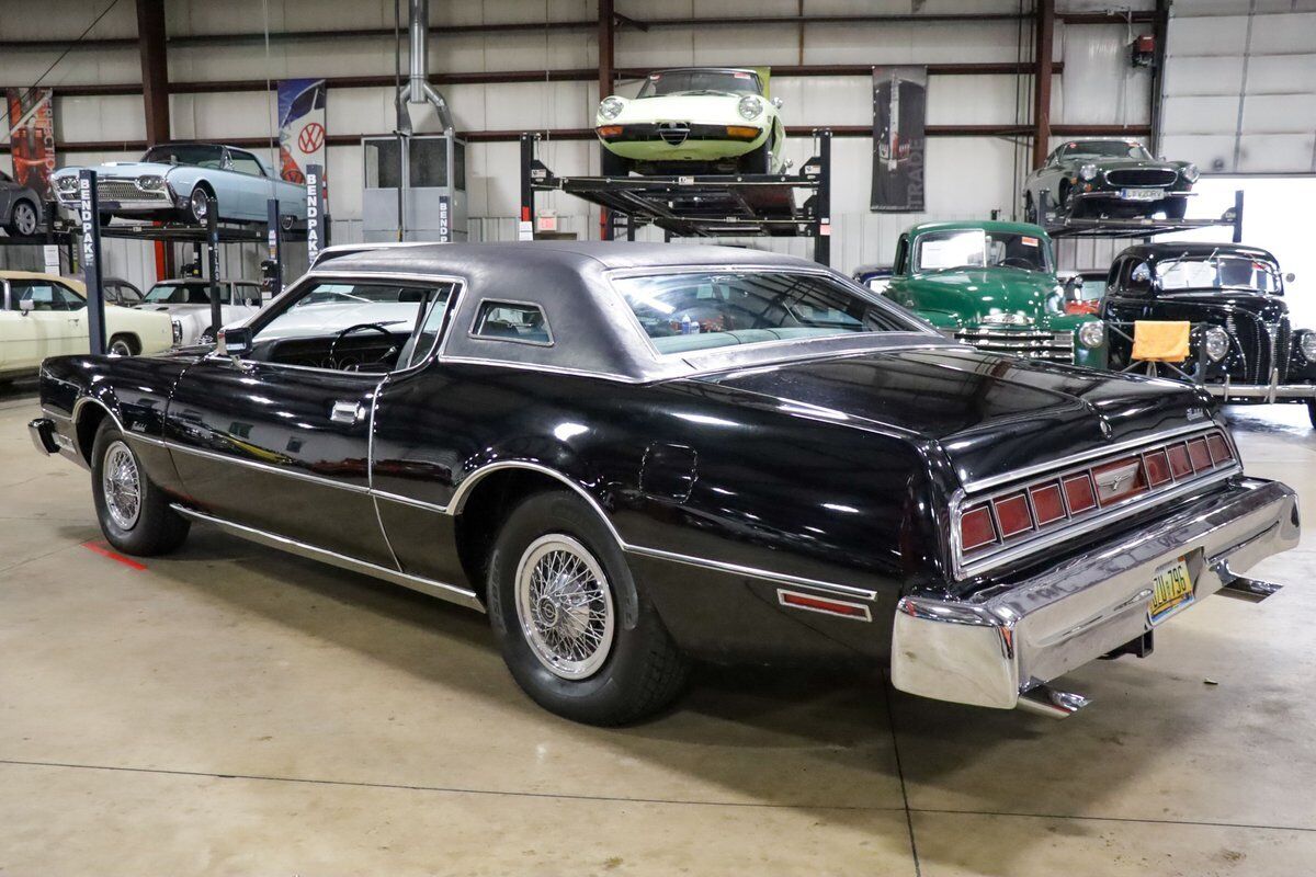 Ford-Thunderbird-1974-Black-Gray-33416-5