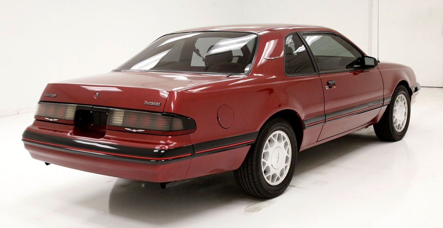 Ford-Thunderbird-1987-Red-Red-150916-4