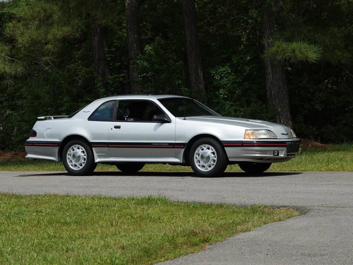 Ford-Thunderbird-1988-silver-90123