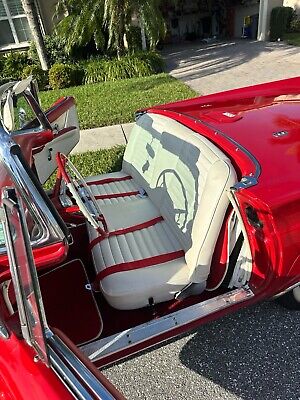 Ford-Thunderbird-Berline-1957-Red-White-29934-11