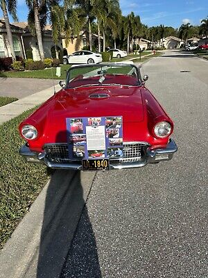 Ford-Thunderbird-Berline-1957-Red-White-29934-18