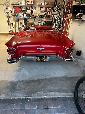 Ford-Thunderbird-Berline-1957-Red-White-29934-2