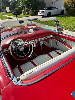 Ford-Thunderbird-Berline-1957-Red-White-29934-21