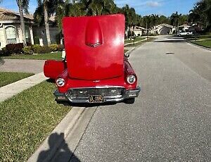 Ford-Thunderbird-Berline-1957-Red-White-29934-8