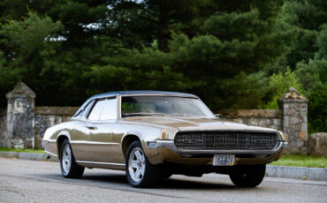 Ford-Thunderbird-Berline-1968-Gold-Black-82077-12