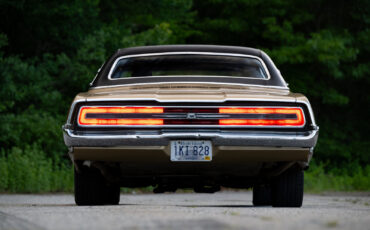 Ford-Thunderbird-Berline-1968-Gold-Black-82077-15