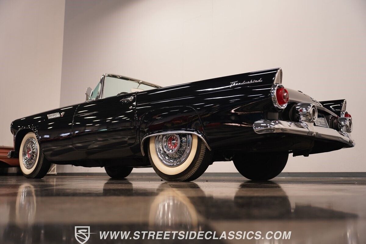 Ford-Thunderbird-Cabriolet-1955-Black-White-115073-33