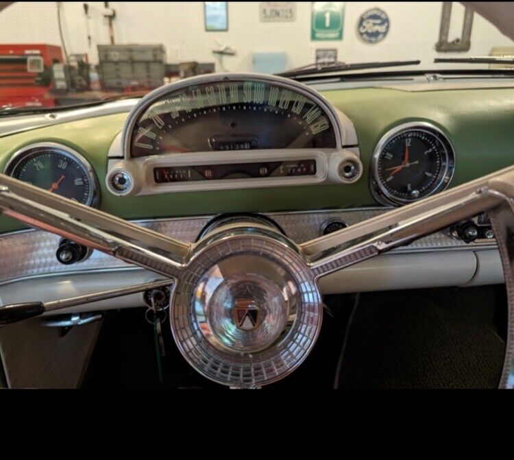 Ford-Thunderbird-Cabriolet-1956-White-Green-112654-18