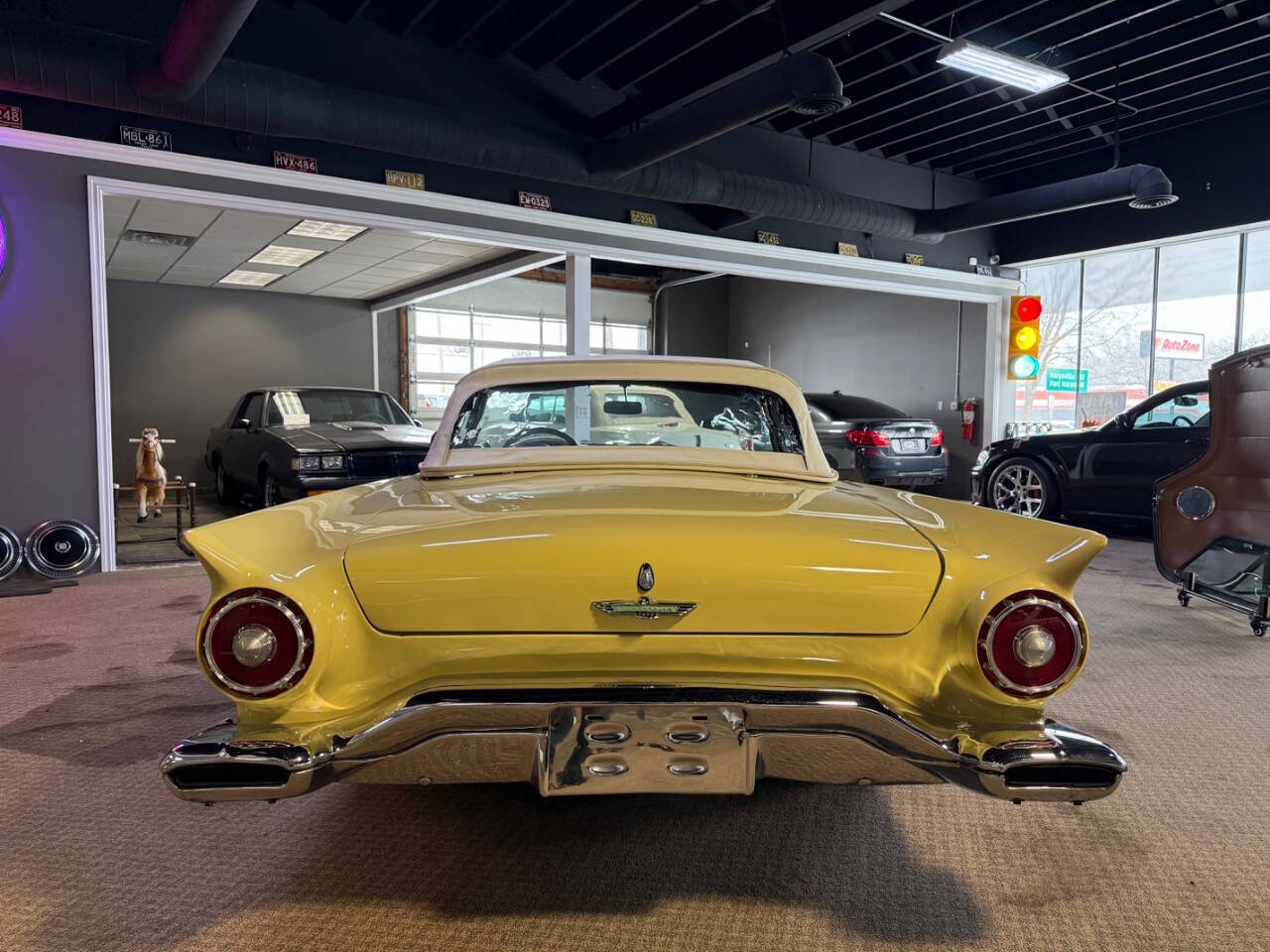 Ford-Thunderbird-Cabriolet-1957-Gold-Brown-99395-24