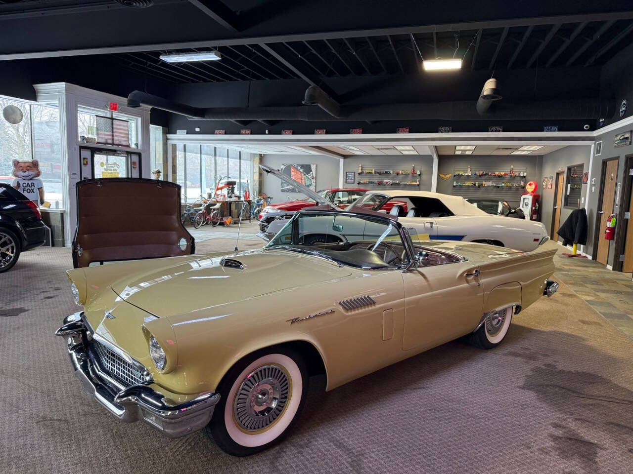 Ford-Thunderbird-Cabriolet-1957-Gold-Brown-99395-36