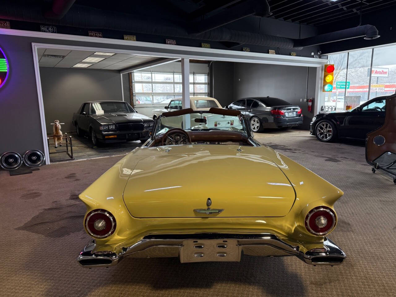 Ford-Thunderbird-Cabriolet-1957-Gold-Brown-99395-39