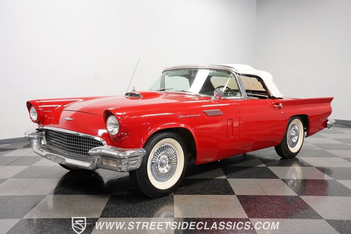 Ford-Thunderbird-Cabriolet-1957-Red-Black-138573-5