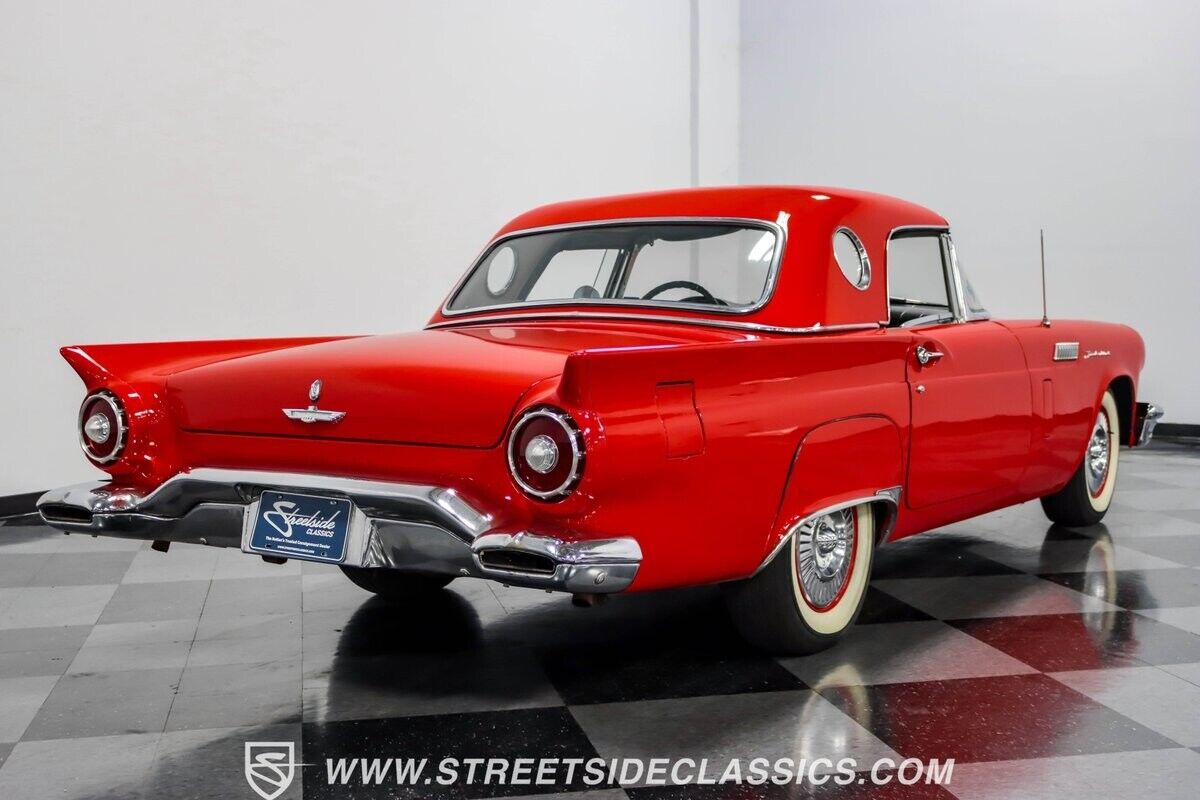 Ford-Thunderbird-Cabriolet-1957-Red-Black-21646-11