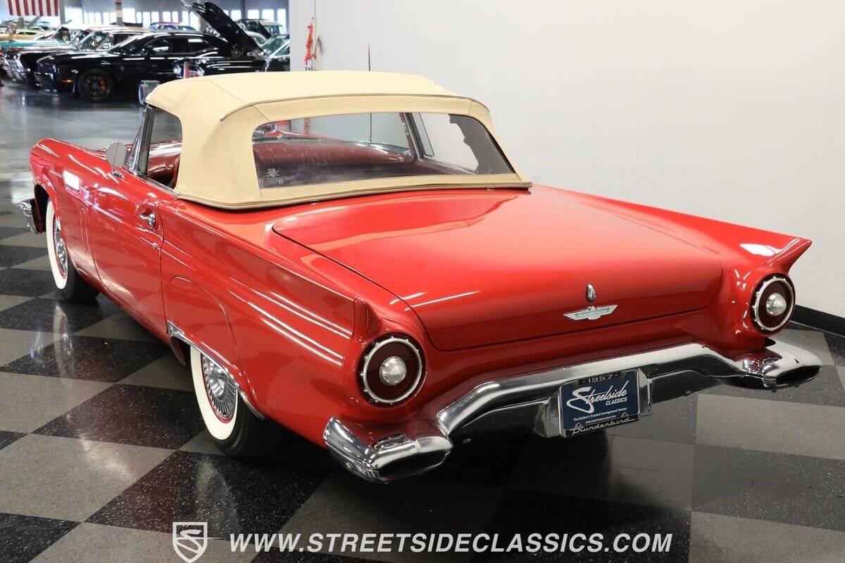 Ford-Thunderbird-Cabriolet-1957-Red-Red-111796-7