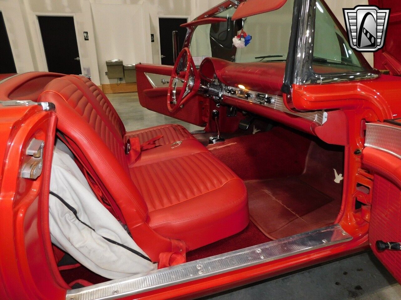 Ford-Thunderbird-Cabriolet-1957-Red-Red-27047-7