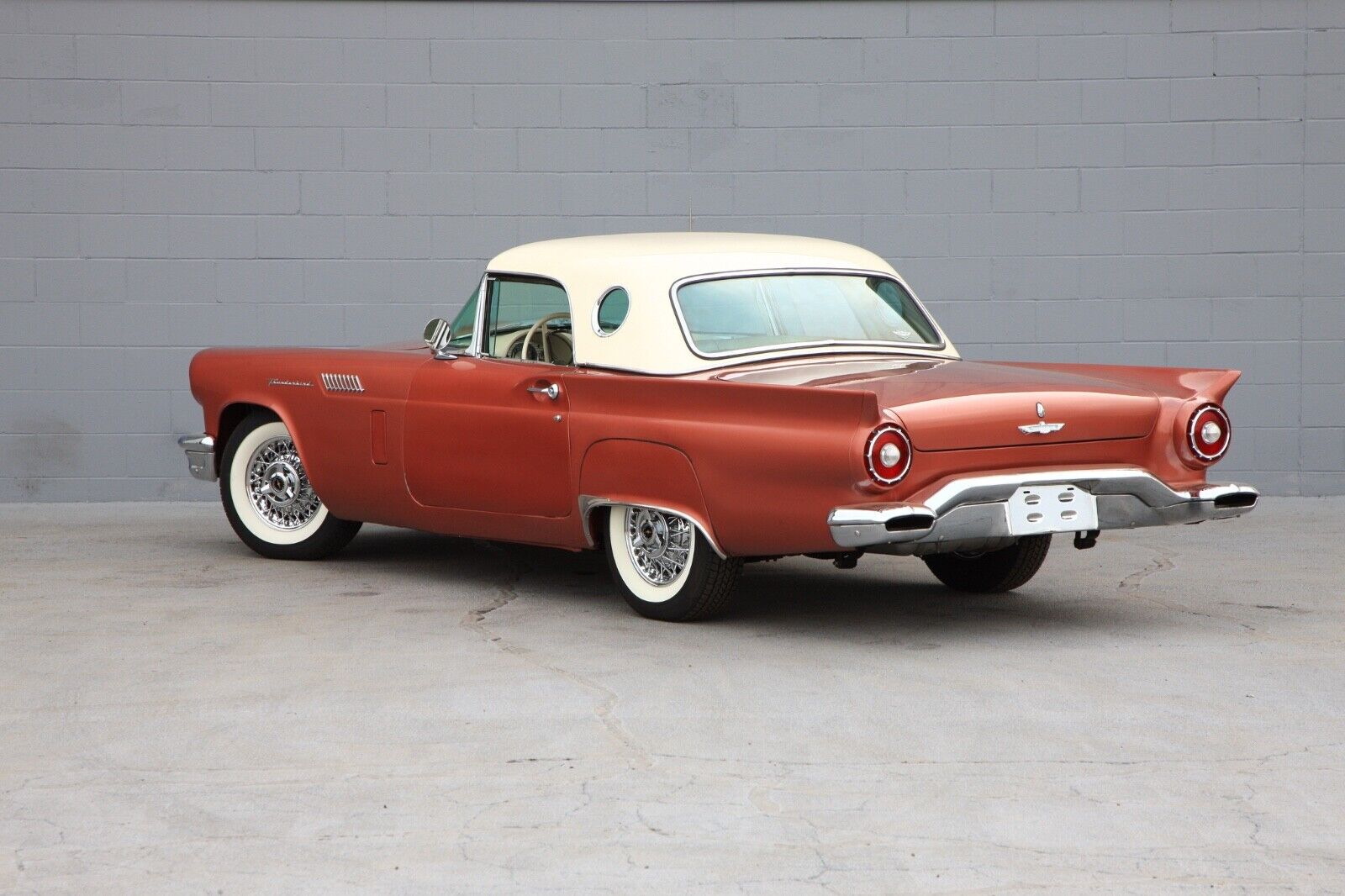 Ford-Thunderbird-Cabriolet-1957-copper-White-99999-3