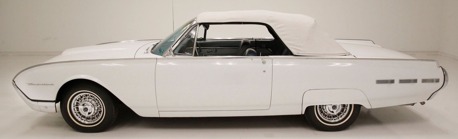 Ford-Thunderbird-Cabriolet-1962-White-Blue-74527-3