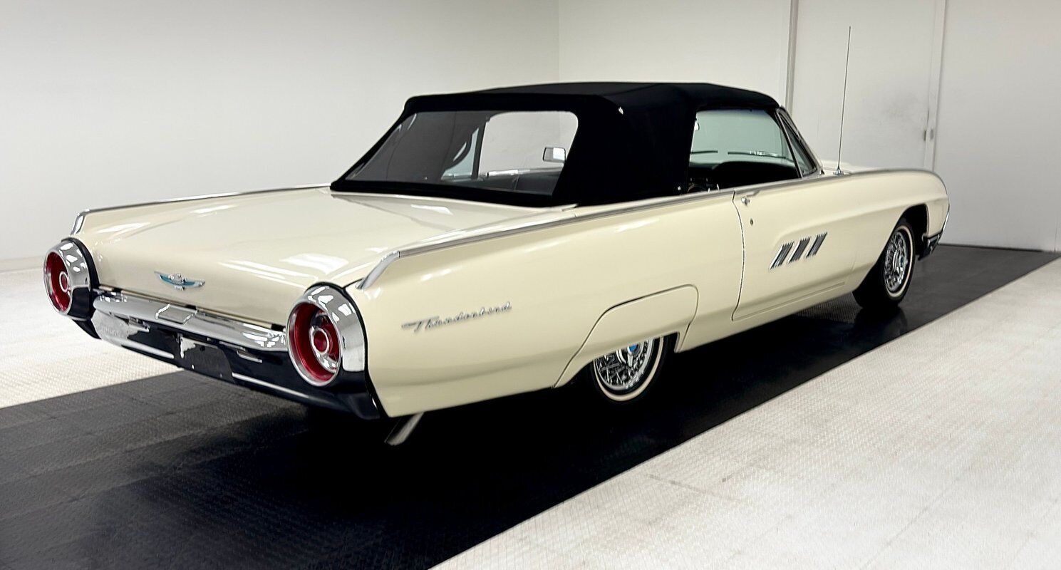 Ford-Thunderbird-Cabriolet-1963-White-Black-163332-7