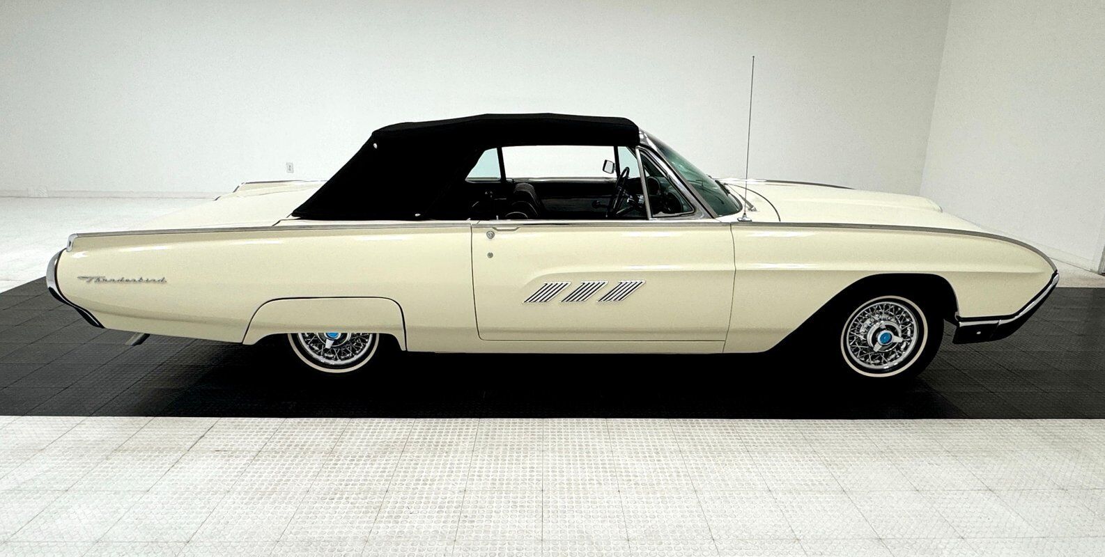 Ford-Thunderbird-Cabriolet-1963-White-Black-163332-8