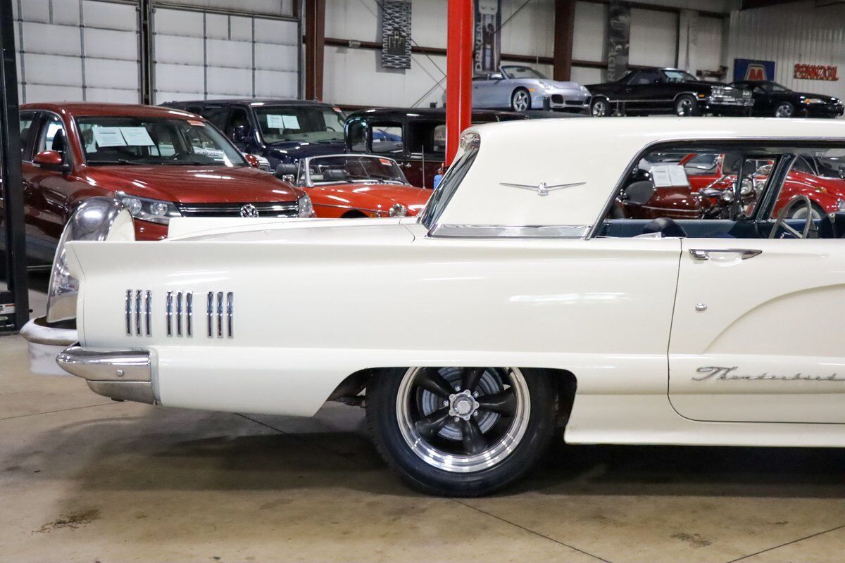 Ford-Thunderbird-Coupe-1960-White-Blue-36053-8