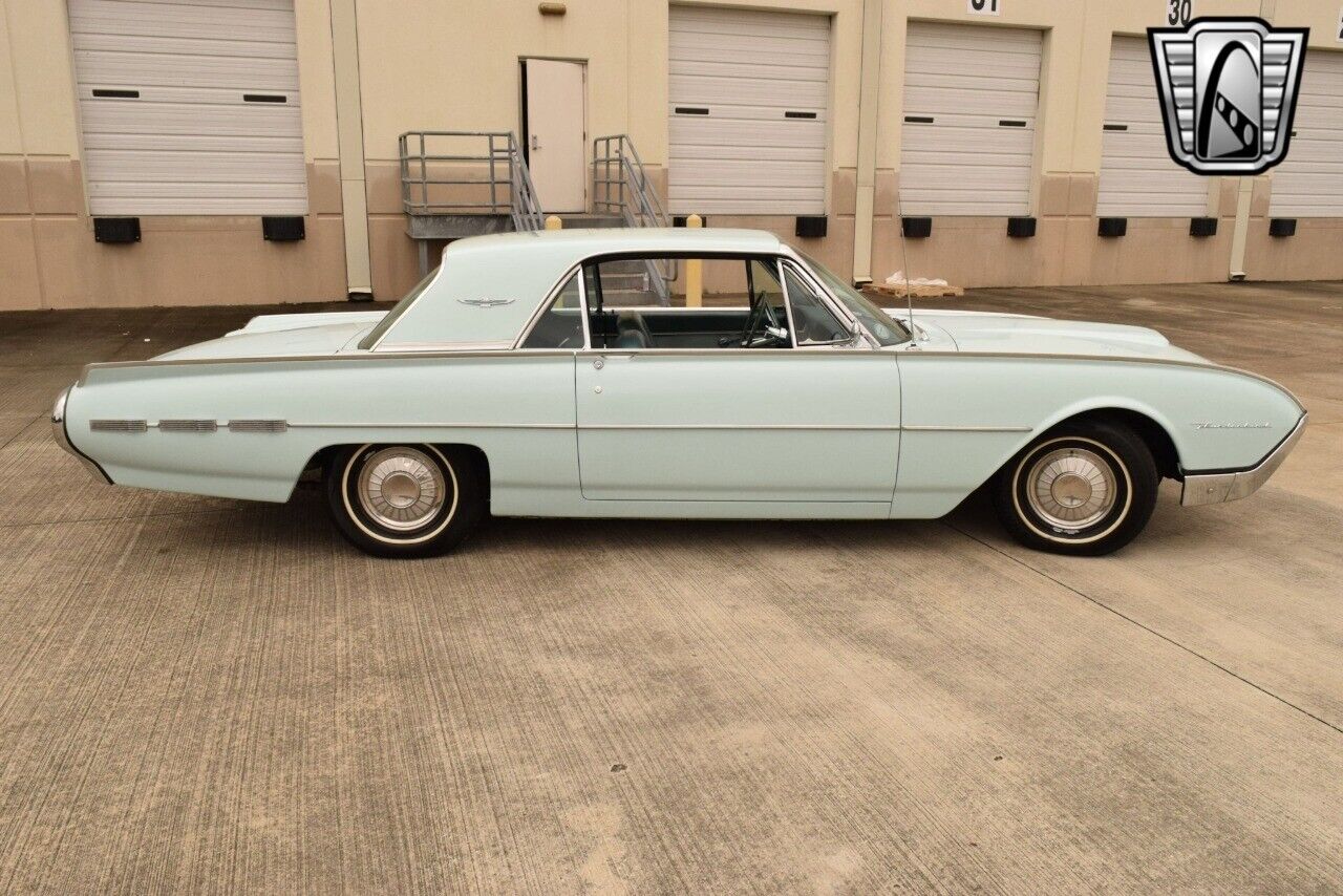 Ford-Thunderbird-Coupe-1962-Green-Teal-143782-4