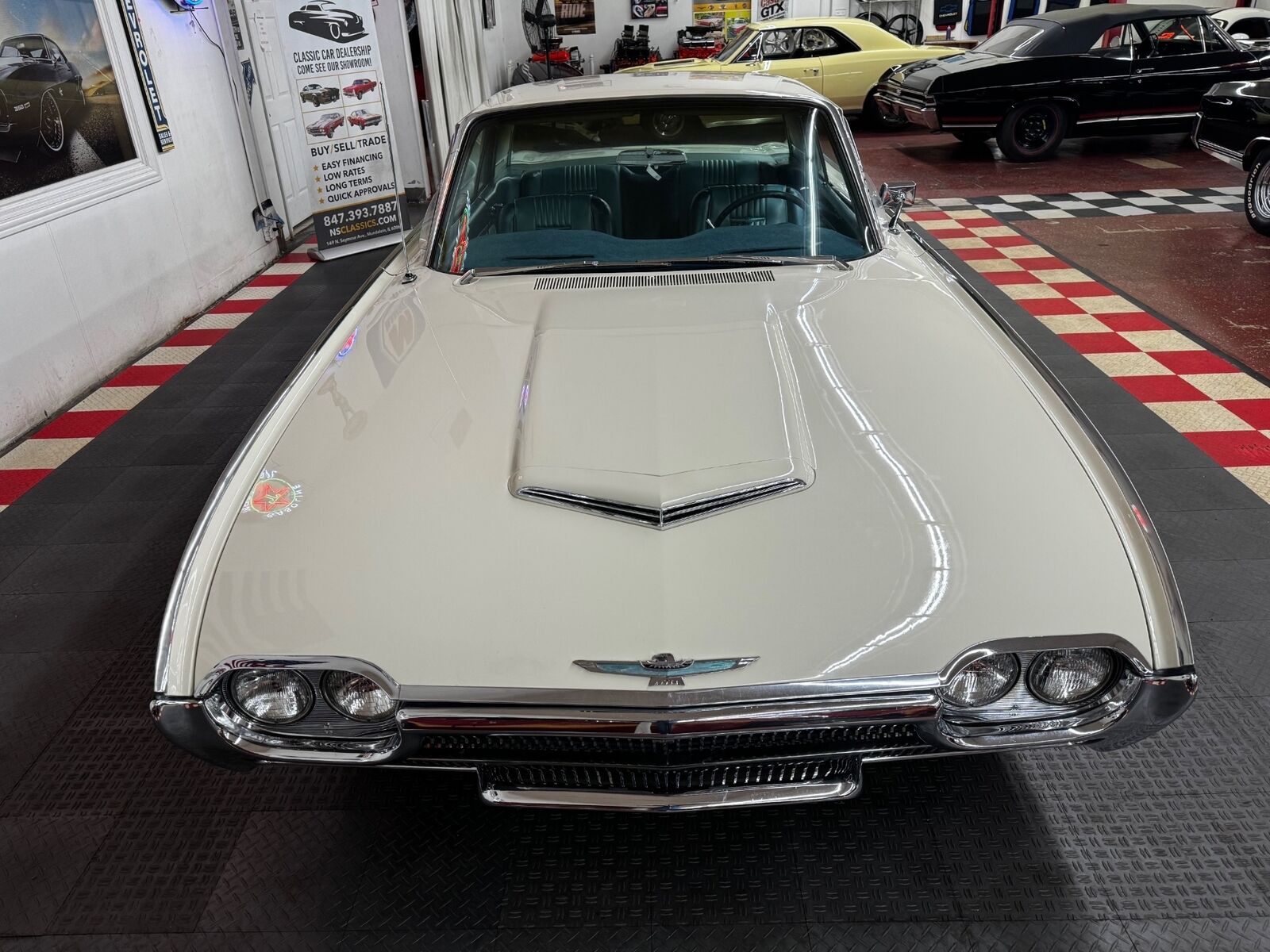 Ford-Thunderbird-Coupe-1963-White-Green-0-4