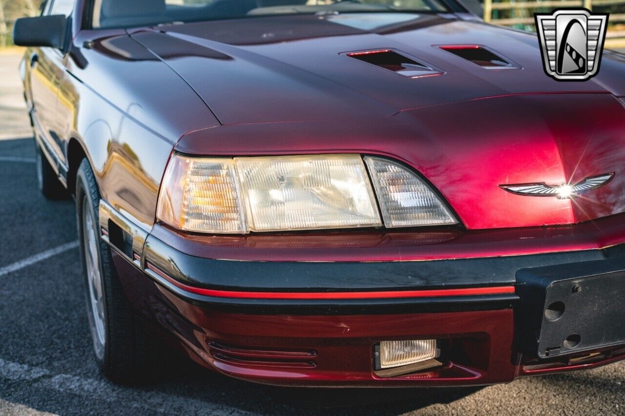 Ford-Thunderbird-Coupe-1988-Maroon-Beige-100149-11