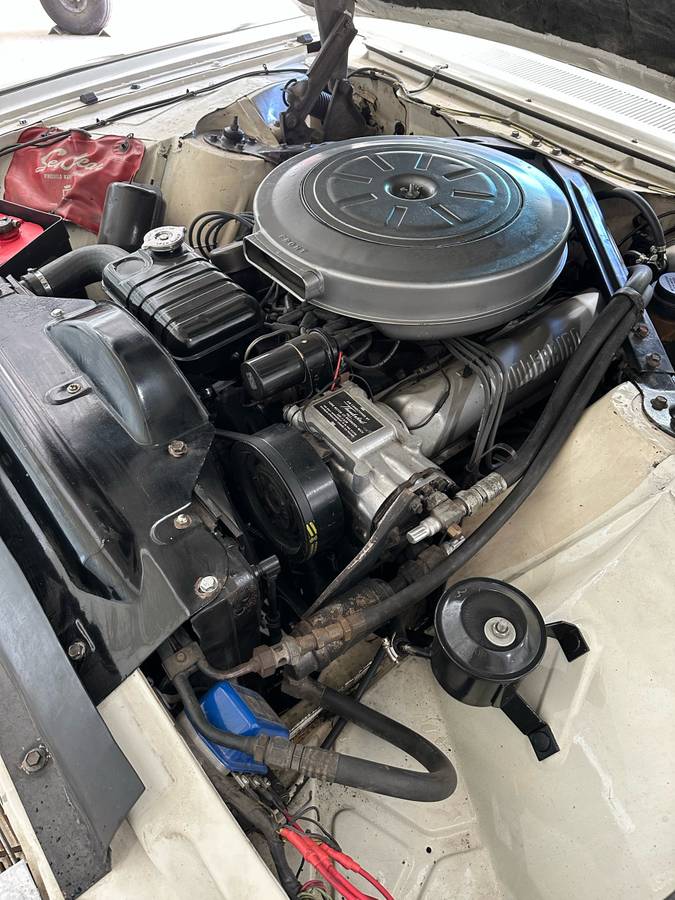 Ford-Thunderbird-coupe-1962-white-117916-11