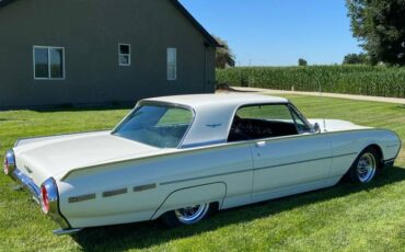 Ford-Thunderbird-coupe-1962-white-117916-4