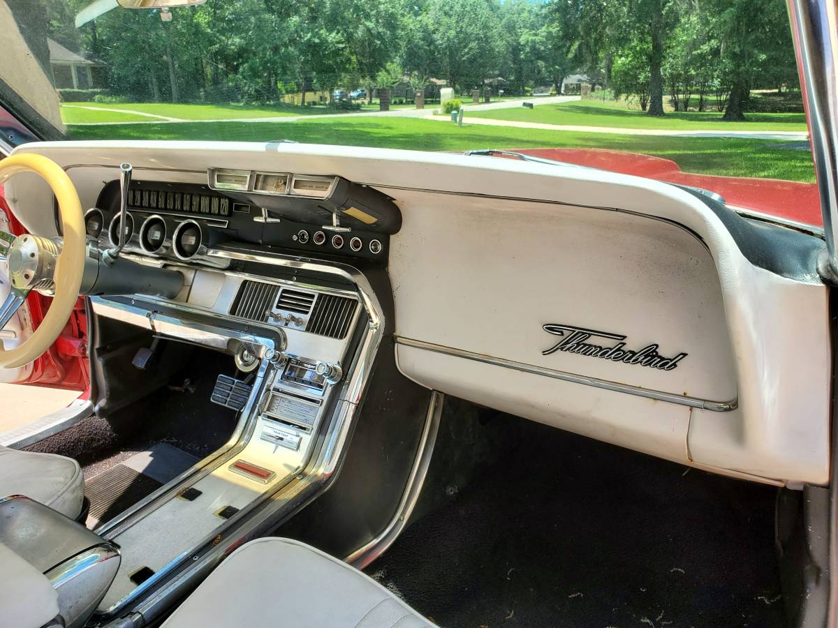 Ford-Thunderbird-coupe-1964-red-107826-11