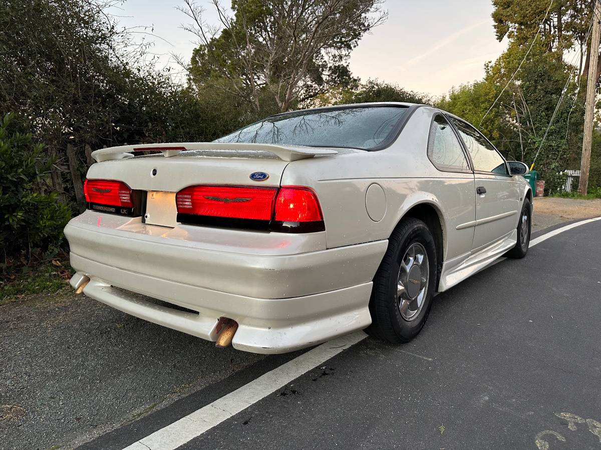 Ford-Thunderbird-lx-1995-white-67592-5