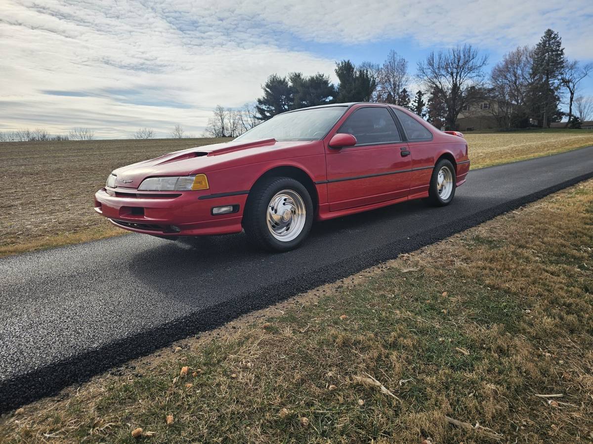 Ford-Thunderbird-super-coupe-1992-red-133575-2